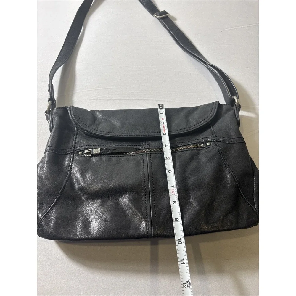 The Sak Black 100% Leather‎ Purse Handbag Bag Magnetic Flap Foldover Soft
